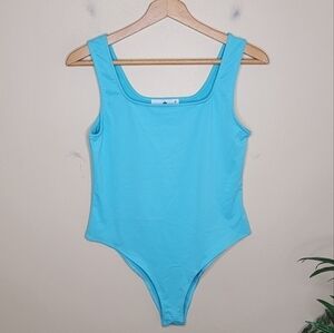 Everyday Chic Boutique Turquoise Square Neck Bodysuit Tank Size Medium Summer